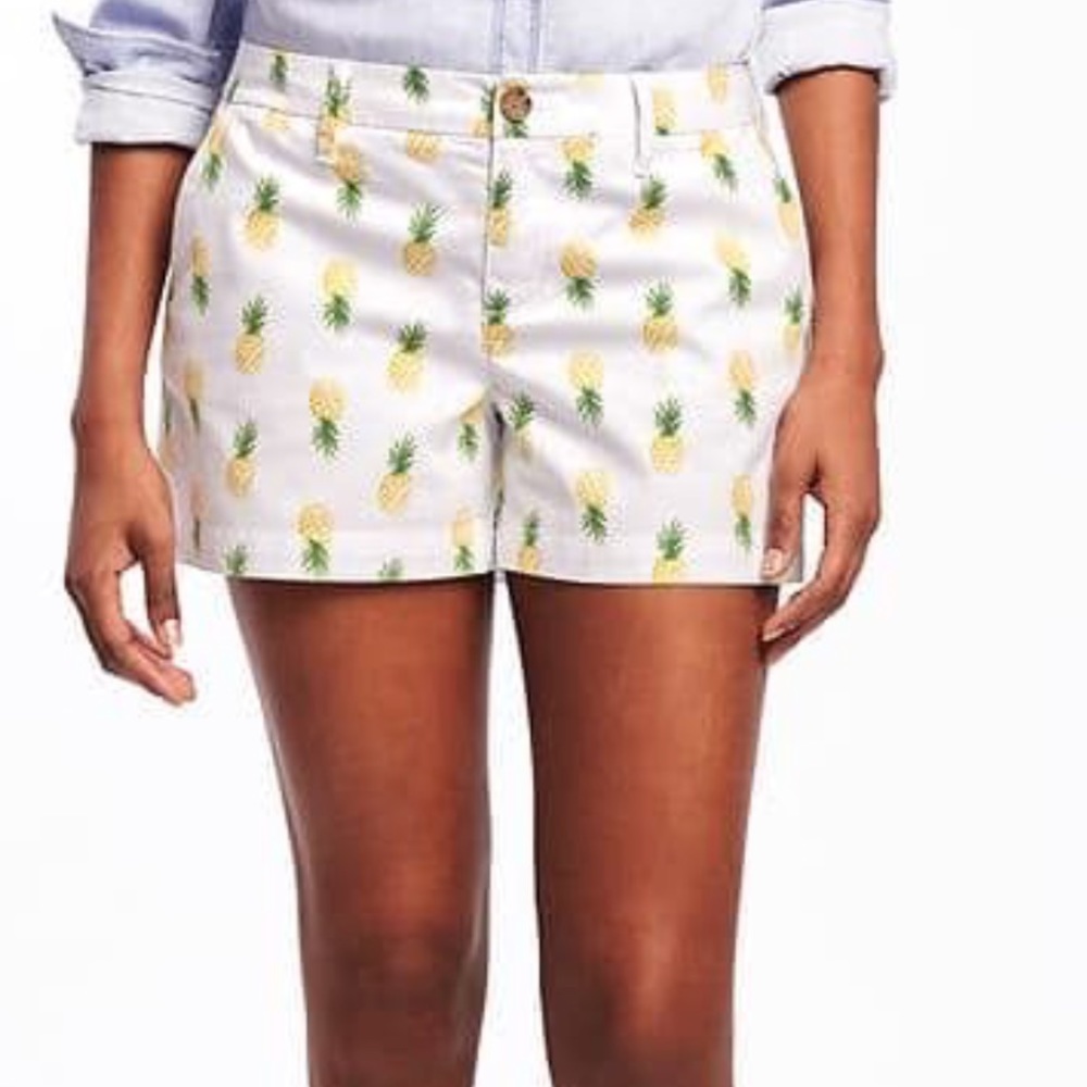 NWT Old Navy pineapple shorts